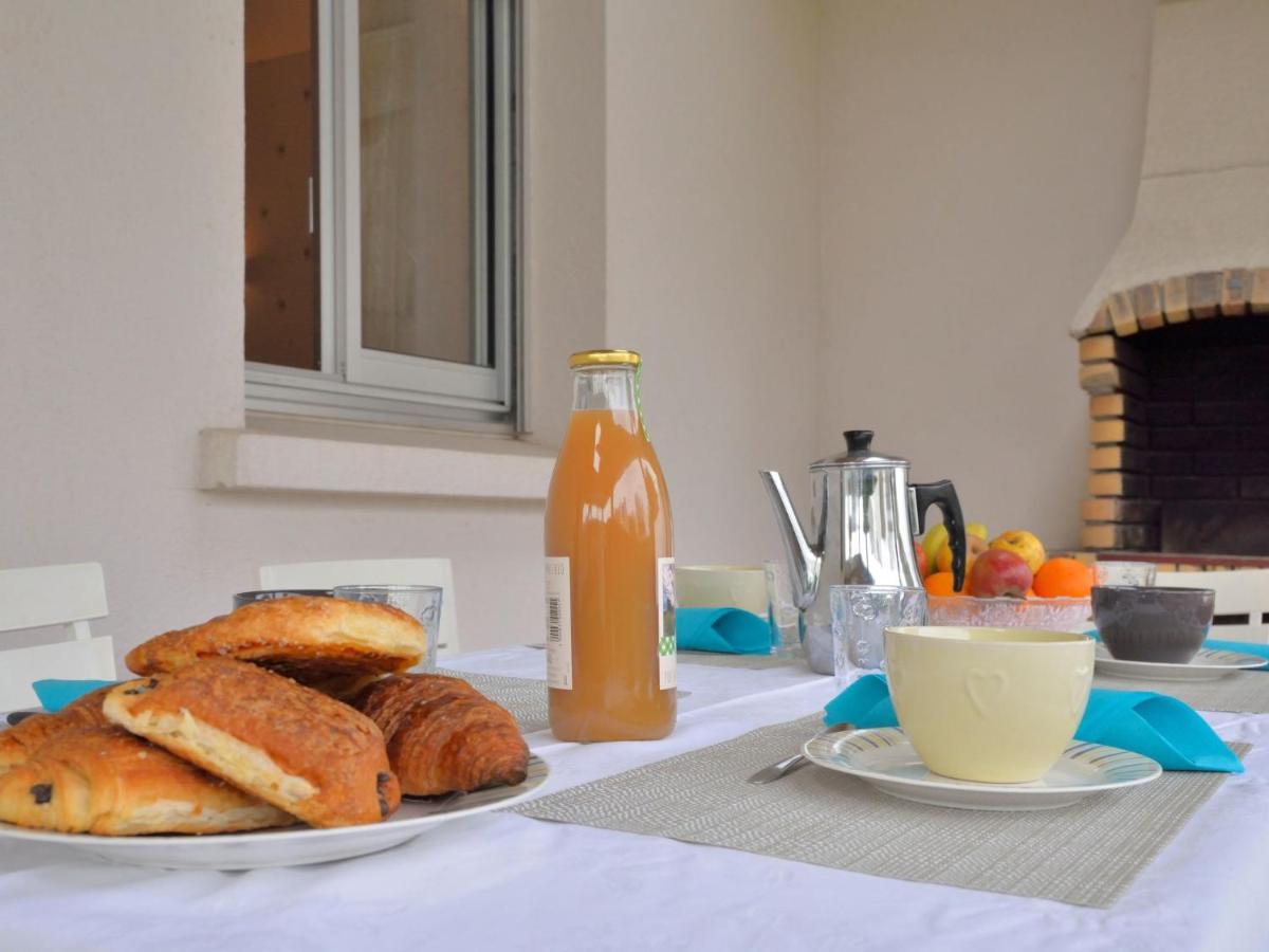Holiday Home Le Clos Er Bert By Interhome Сарзо Экстерьер фото